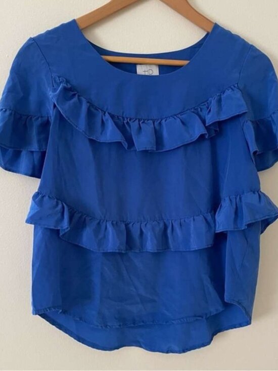 Tops - Blue Ruffled Short Sleeve Blouse